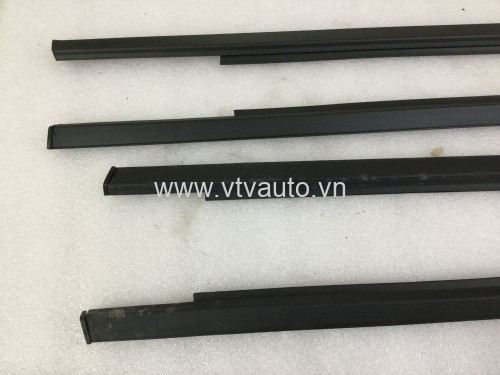 Bộ 4 nẹp chân kính ngoài Daewoo Nubira 2.0