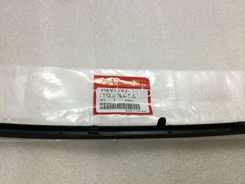 Nẹp chỉ mặt ca lăng Honda City 2012-2015