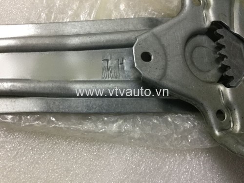 Compa nâng hạ kính sau phải Toyota Corolla Altis 2003-2007