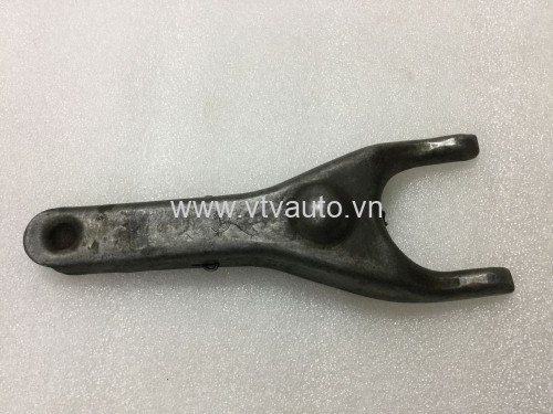 Càng cua gạt bi tê bãi Toyota Zace