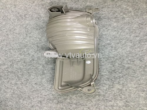 Đèn phản quang sau bên trái Mitsubishi Zinger