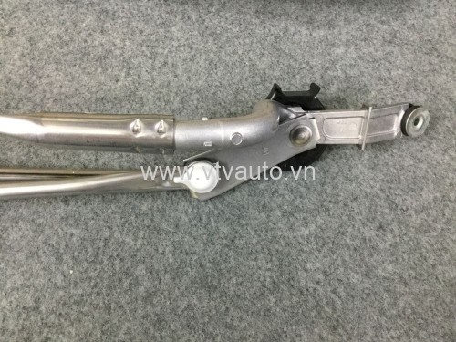 Giằng gạt mưa Toyota Prado 2009-2015