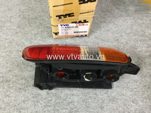 Đèn hậu ngoài bên phải Toyota Zace 2003-2005