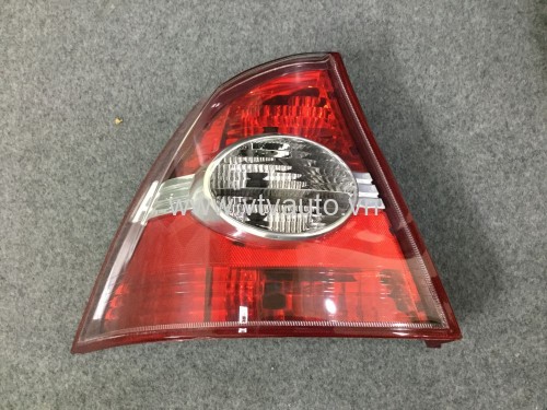Đèn hậu bên trái Ford Focus 2004-2007