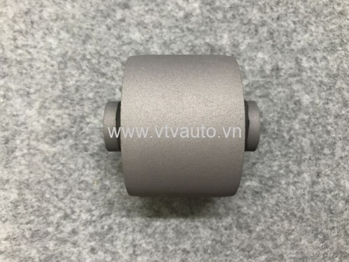 Cao su càng A to Nissan Teana