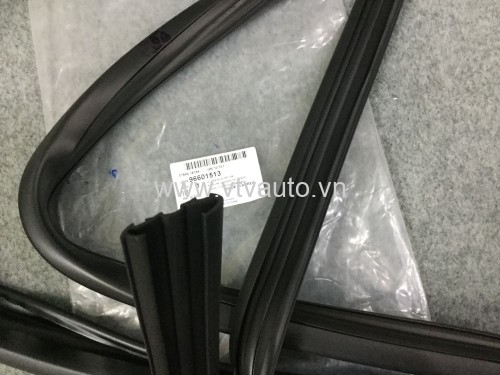Gioăng trượt kính cửa trước phải Daewoo Matiz 3