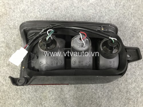 Đèn hậu phải Toyota Zace 1998