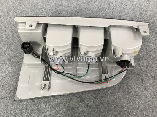 Đèn hậu trái Ford Ranger 2008-2011