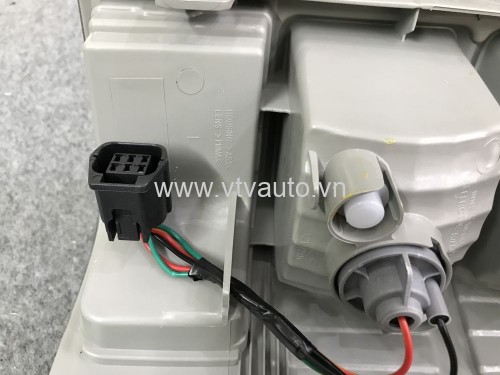 Đèn hậu trái Ford Ranger 2008-2011