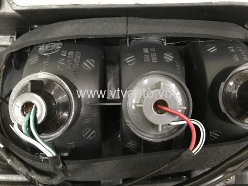 Đèn hậu trái Toyota Zace 1998-2002