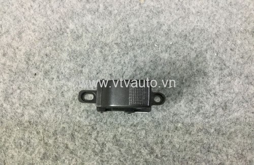 Công tắc lên kính sau Mazda 626, 2000-2003