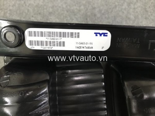 Đèn hậu trái Ford Escape 2002-2005