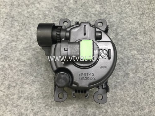 Đèn gầm phải Mitsubishi Pajero V93, 2006-2015