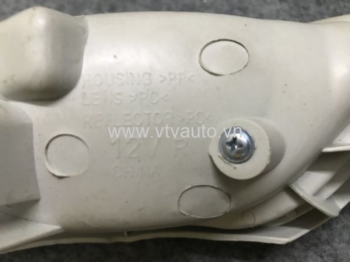 Đèn phản quang sau phải Toyota Vios 2010