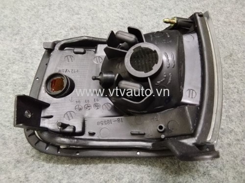 Đèn xi nhan phải Toyota  Crown  1992-1996