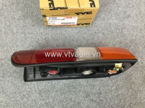 Đèn hậu bên phải Toyota Hiace 1998-2002