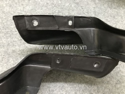 Chắn bùn bánh xe sau Kia Pride (5 chỗ)