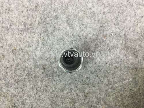 Cảm biến báo nhớt Daewoo Nubira, Daewoo Lacetti 1.6