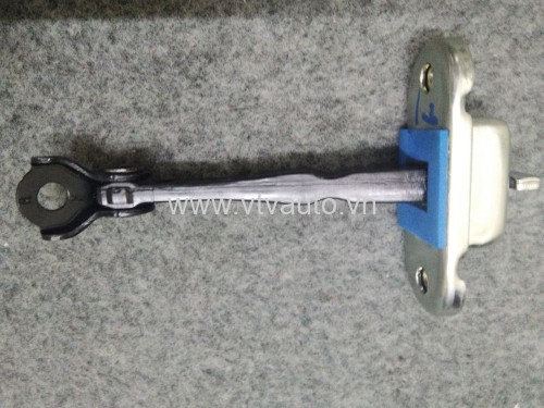 Hãm cửa (Hạn chế cửa, dẫn hướng cửa) Hyundai Grand I10