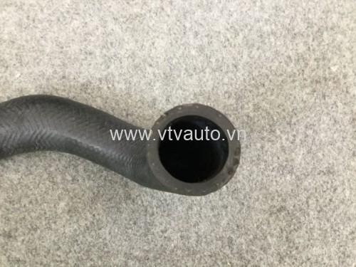 Ống nước làm mát trên Mitsubishi Jolie 1998-2002