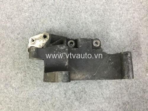 Giá bắt bơm trợ lái bãi Daewoo Matiz 2