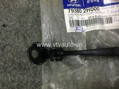 Hãm cửa (Hạn chế cửa, dẫn hướng cửa) trước trái Kia Cerato 2009-2012