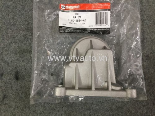 Đế bắt lọc dầu Ford Focus 1.8, 2011 Hatback số tự động