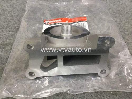 Đế bắt lọc dầu Ford Focus 1.8, 2011 Hatback số tự động