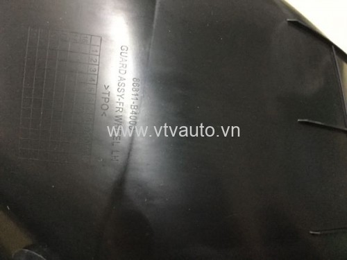 Chắn bùn lòng dè trước trái Hyundai Grand i10, 2014-2017