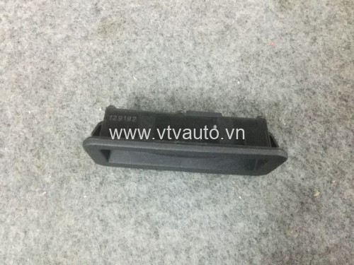 Công tắc mở cốp Ford Focus 2005-2010