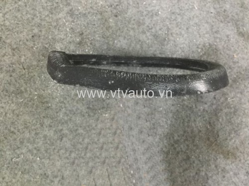 Đệm lò xo giảm xóc sau dưới Ford Laser 2001-2004