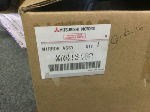 Gương chiếu hậu bên phải Mitsubishi Pajero 2006-2010
