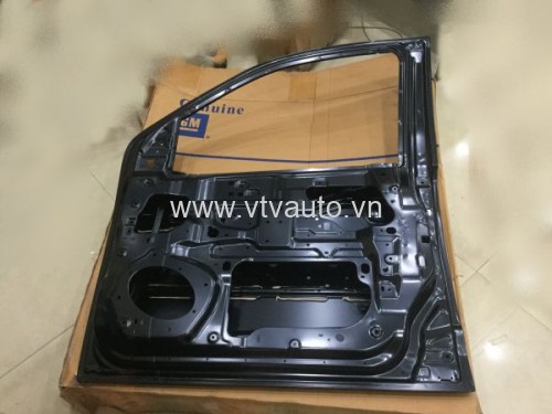 Cánh cửa trước phải Chevrolet Colorado 2016-2019