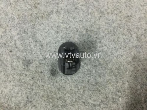 Chốt hãm cửa đậy đo xăng Daewoo Nubira