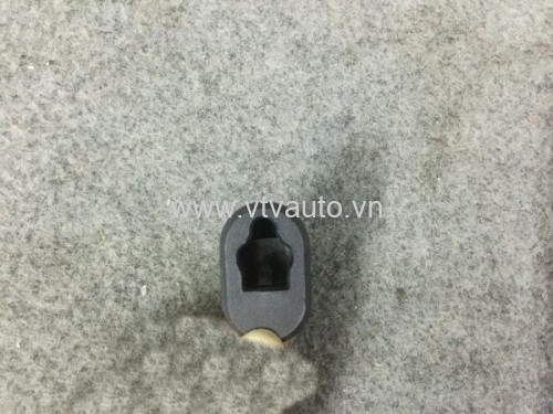 Chốt hãm cửa đậy đo xăng Daewoo Nubira