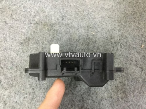 Mô tơ điều khiển điều hòa Toyota Fortuner 2012-2016