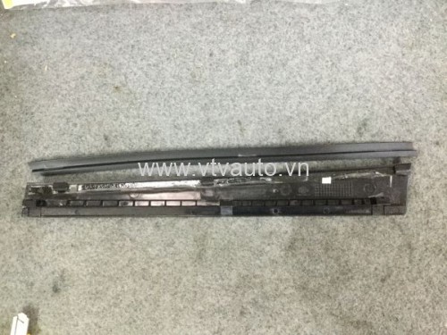 Ốp trụ cánh cửa sau trái Daewoo Nubira 1.6