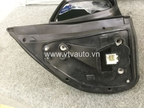 Gương chiếu hậu phải + ốp Chevrolet Colorado 2016-2019