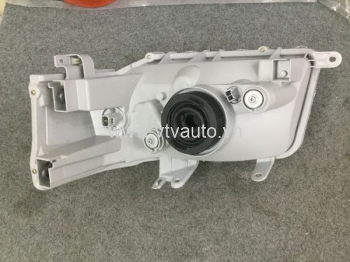 Đèn pha phải Suzuki APV 2014-2018