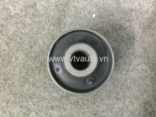 Cao su cầu sau Mitsubishi Pajero V33, V43