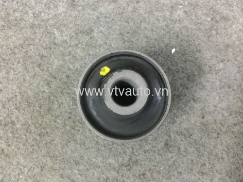 Cao su cầu sau Mitsubishi Pajero V33, V43