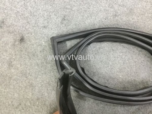 Gioăng trượt kính trái Mitssuibishi Jolie 2003-2006