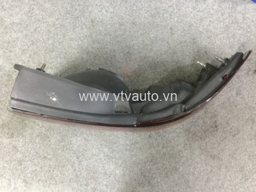 Đèn hậu ngoài phải Toyota Camry V6 , 1992-1996