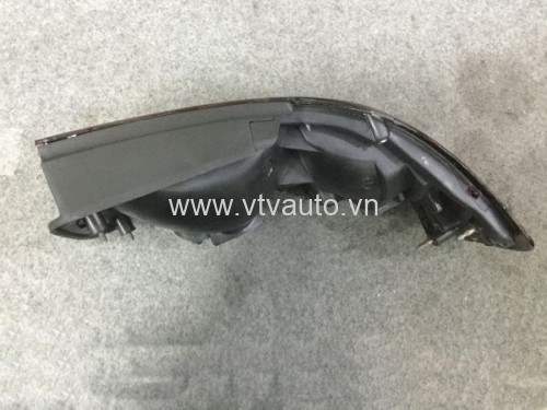 Đèn hậu ngoài trái Toyota Camry V6, 1992-1996