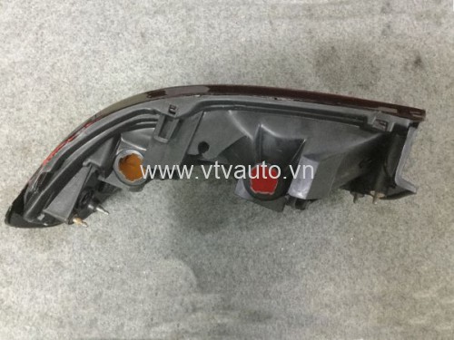 Đèn hậu ngoài trái Toyota Camry V6, 1992-1996