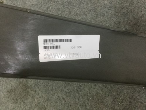 Ốp ba đờ xốc trước trái Mazda 626, 2001-2004