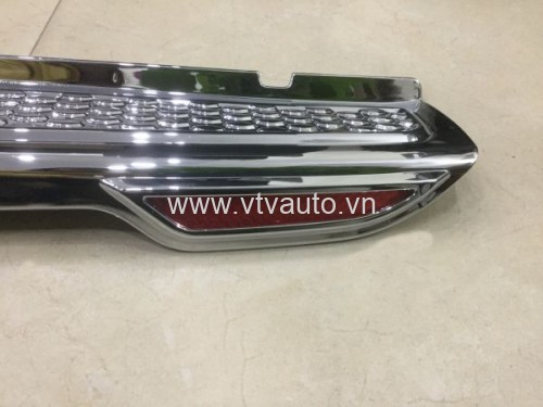 Ốp chống xước bậc cửa hậu Toyota Fortuner 2012-2016