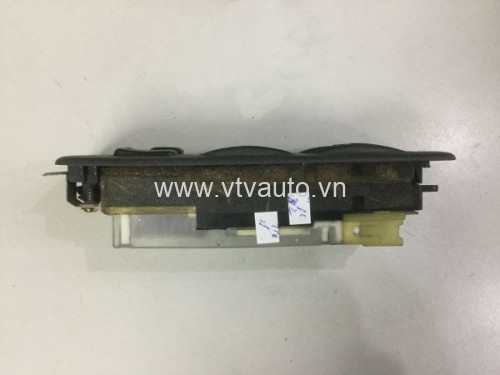 Công tắc lên kính tổng (liền ốp) bãi Toyota Camry 1995