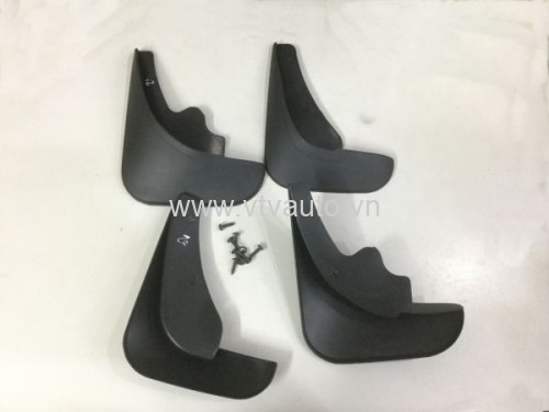 Chắn bùn bánh xe Ford Focus 2005-2008