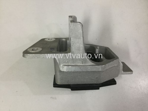 Chân máy bên hộp số Daewoo Nubira 1.6